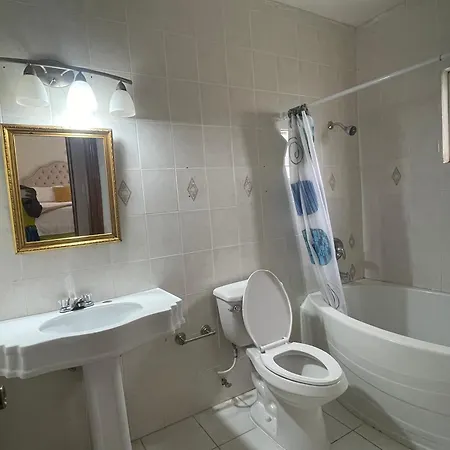 Bright Bay Garden Suite